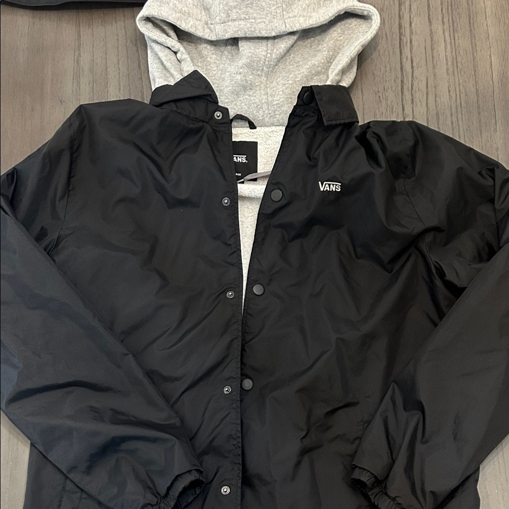 Vans Men's Black Windbreaker with Gray Hood